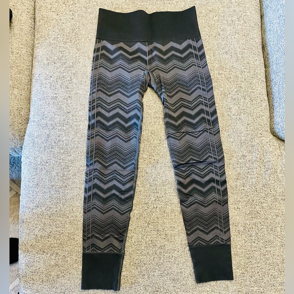 Lululemon ebb to street leggings